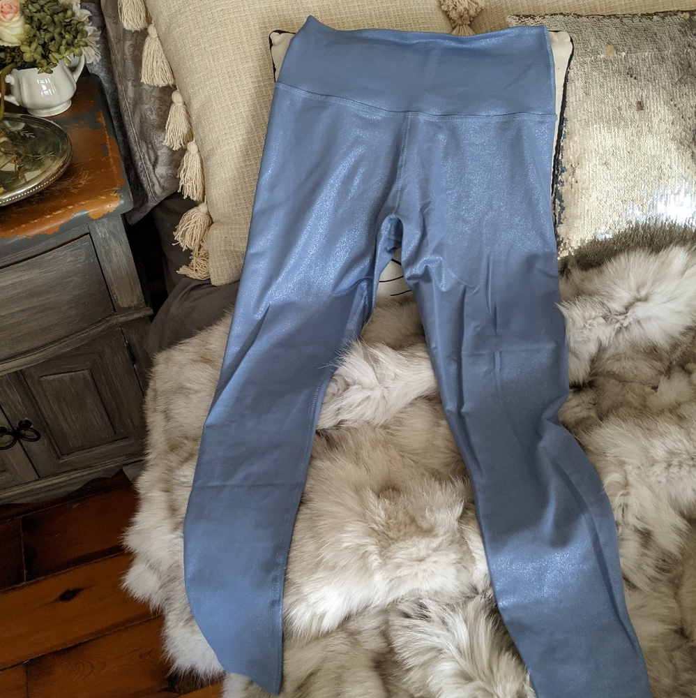 Beyond Yoga Twinkle Leggings